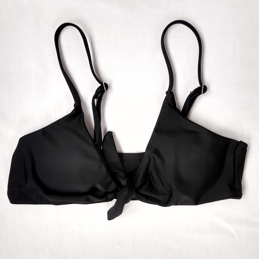 SHEIN▪️Black Tie Front Bikini Swim Top